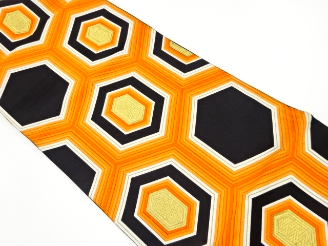 リサイクル　重ね亀甲模様織出し袋帯